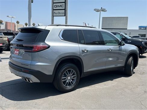 New 2025 GMC Acadia Elevation image 11