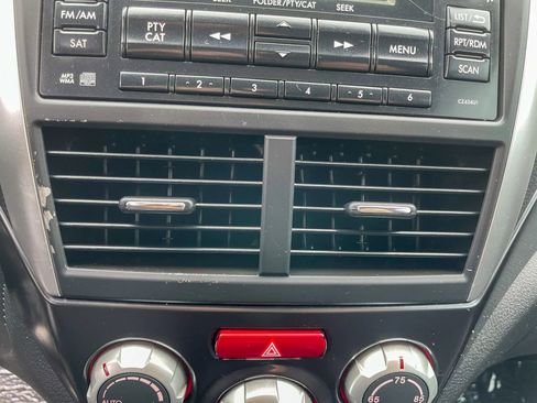 Used 2014 Subaru Impreza WRX Hatchback image 19