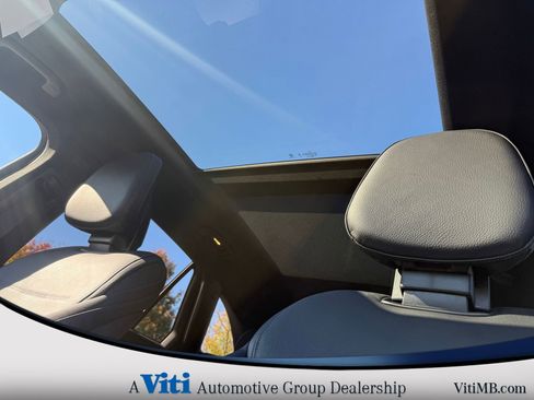 Certified 2024 Mercedes-Benz GLC 300 4MATIC image 19