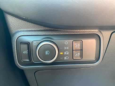 New 2026 Ford Explorer Active w/ Active Comfort Package AWD/4WD image 32