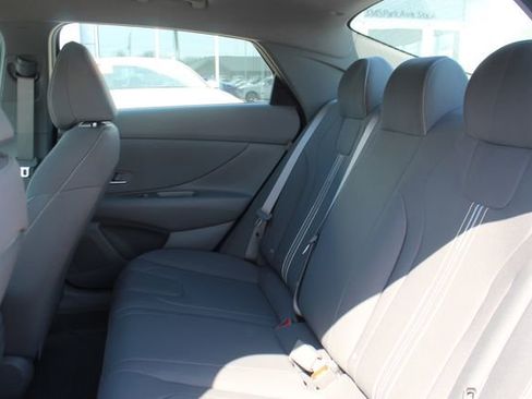 New 2026 Hyundai Elantra Sport FWD image 25