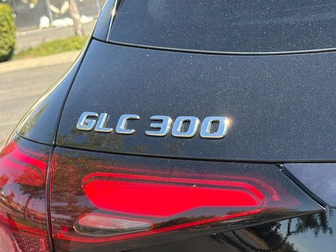 Used 2026 Mercedes-Benz GLC 300 4MATIC image 26