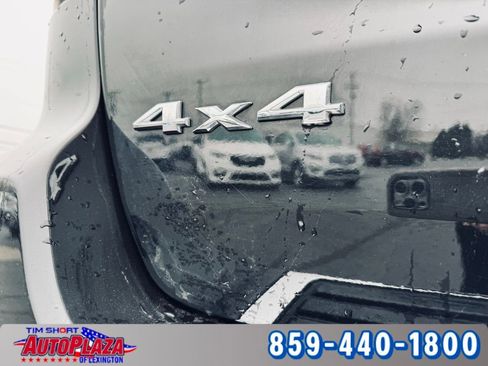 Used 2019 Jeep Grand Cherokee Limited image 16