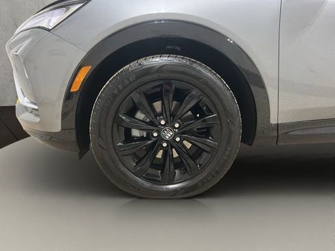 Used 2024 Buick Envista Sport Touring w/ Convenience I Package image 25