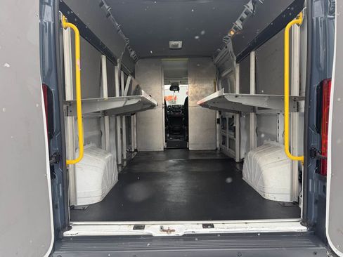 Used 2018 RAM ProMaster 2500 image 15