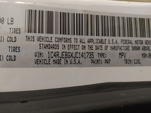 Used 2018 Jeep Grand Cherokee Limited w/ Trailer Tow Group IV image 33