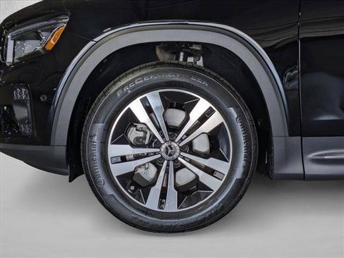 Certified 2025 Mercedes-Benz GLB 250 image 24