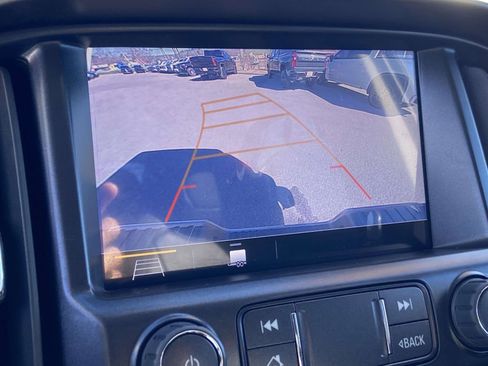 Used 2022 Chevrolet Colorado Z71 image 16