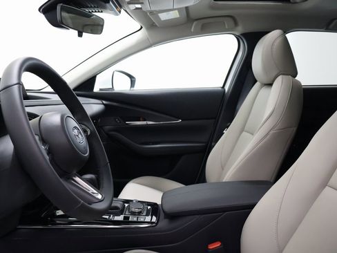 New 2025 MAZDA CX-30 AWD 2.5 S w/ Preferred Package image 13