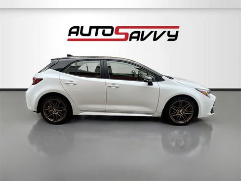 Used 2025 Toyota Corolla Hatchback image 8