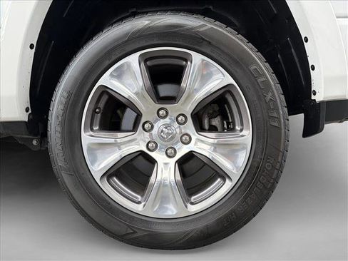 Used 2022 RAM 1500 Laramie image 9