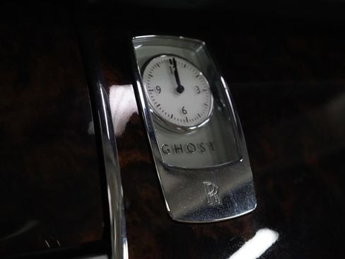 Used 2010 Rolls-Royce Ghost RWD image 17