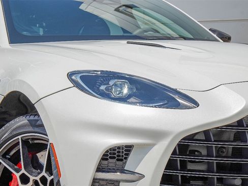 New 2025 Aston Martin DBX 707 image 12