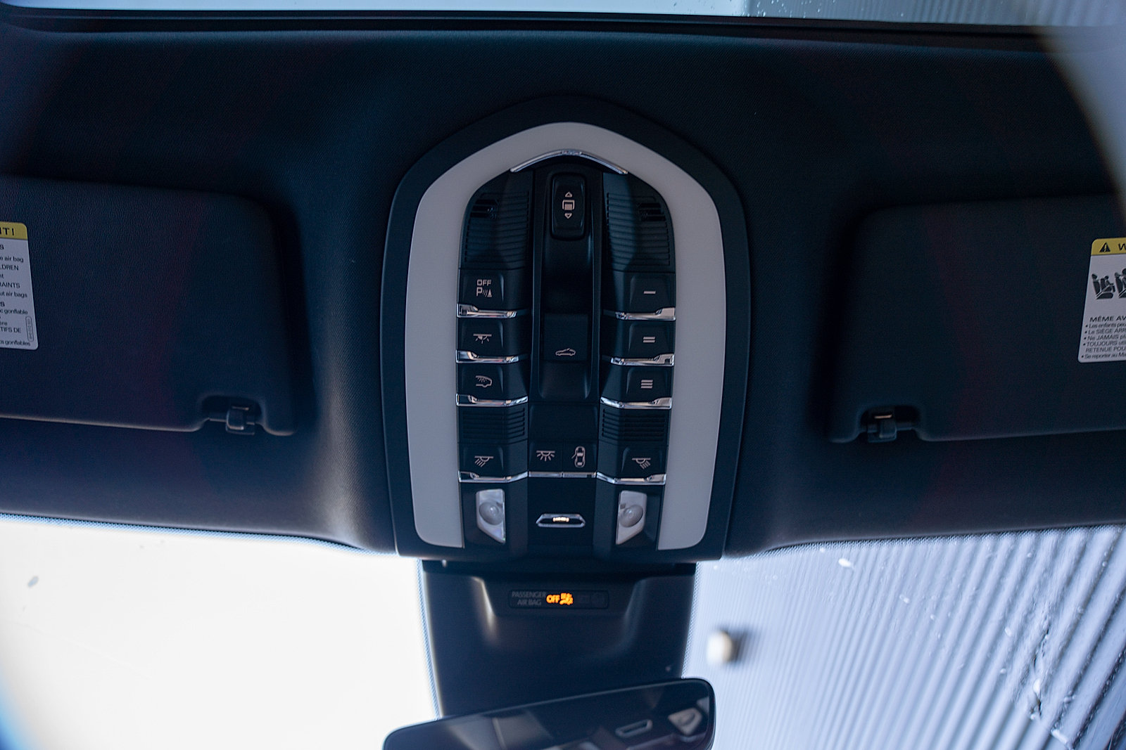 Certified 2026 Porsche Macan AWD/4WD image 10
