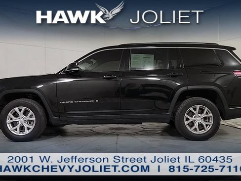 Used 2023 Jeep Grand Cherokee L Limited AWD/4WD image 4