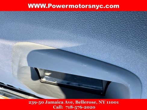 Used 2019 BMW M550i xDrive w/ Premium Package AWD/4WD image 11