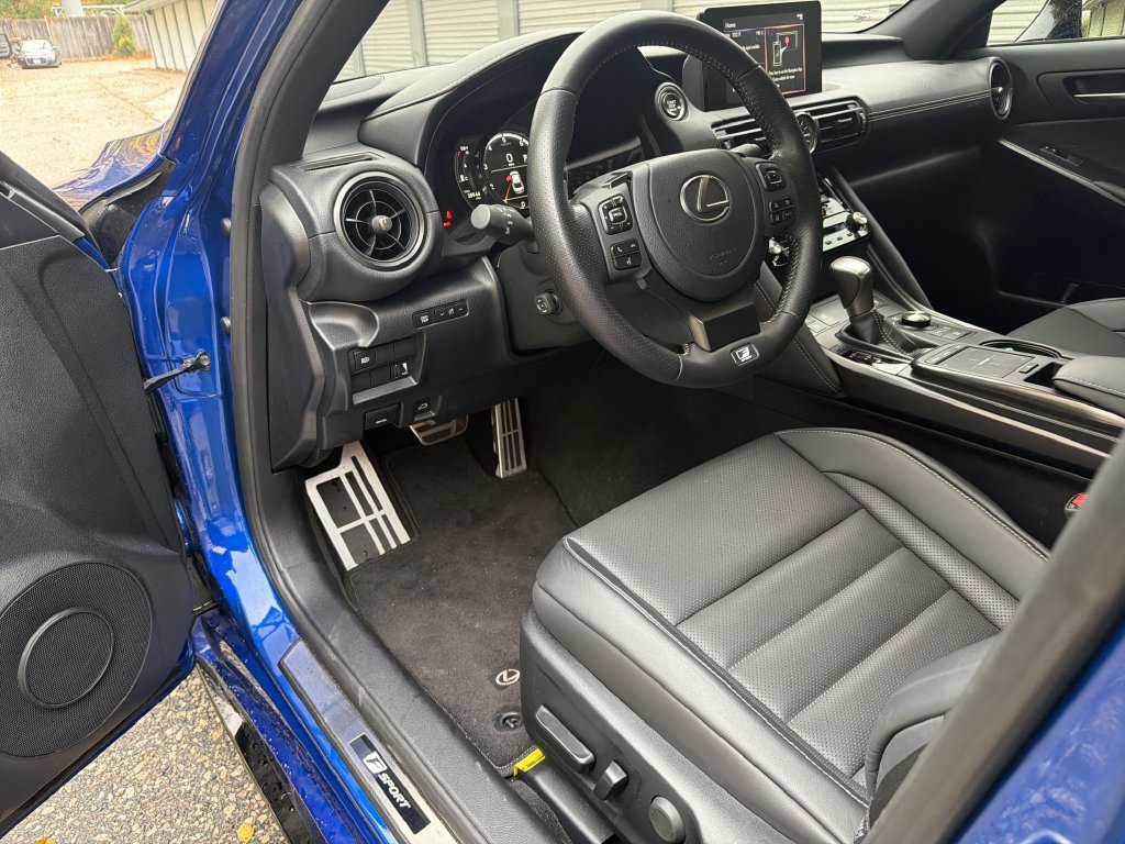 Used 2025 Lexus IS 350 F Sport AWD/4WD image 4