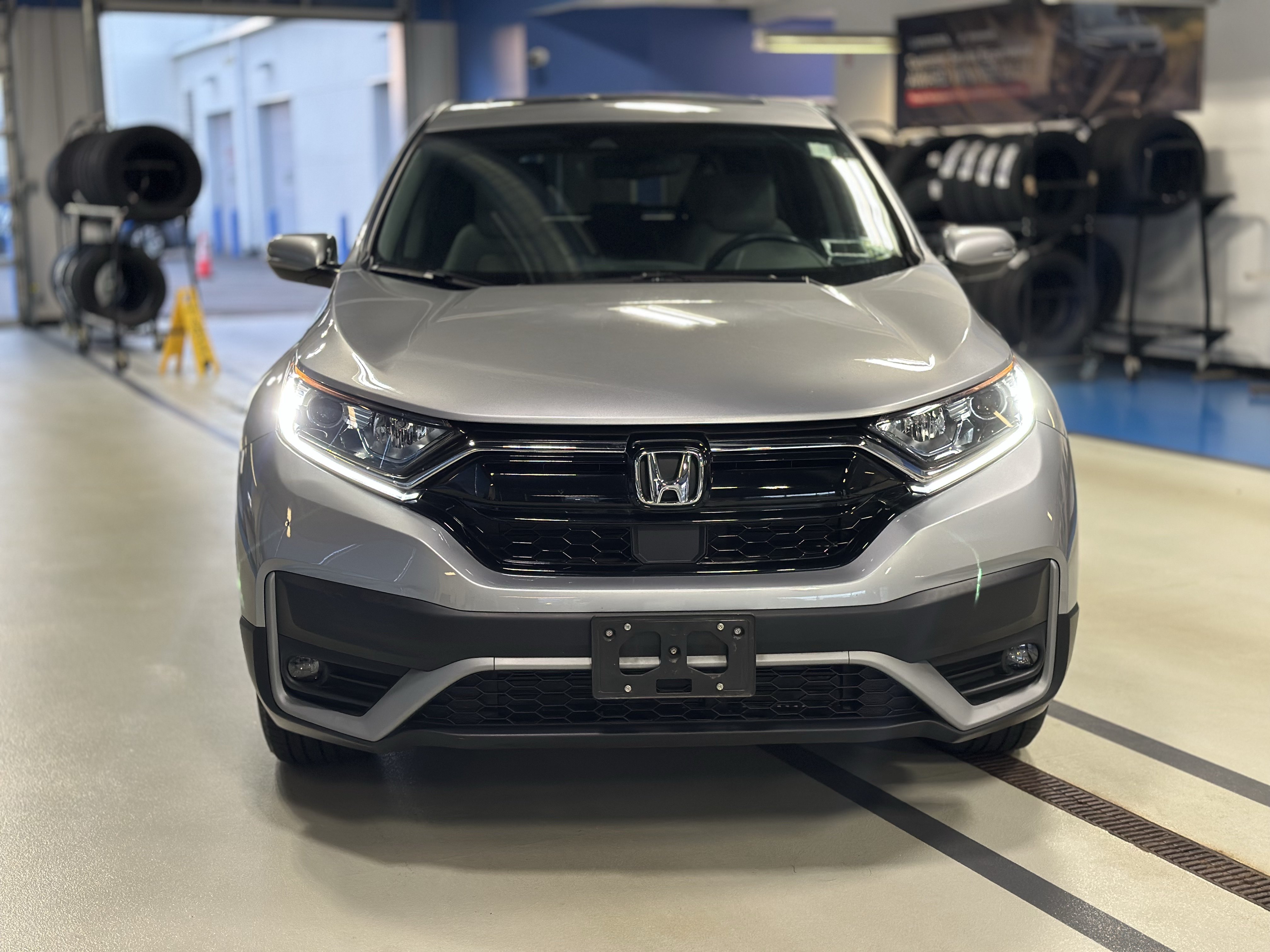Used 2022 Honda CR-V EX-L image 2