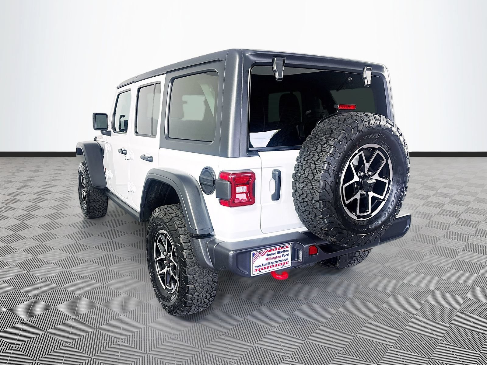 Used 2025 Jeep Wrangler Unlimited Rubicon AWD/4WD image 5