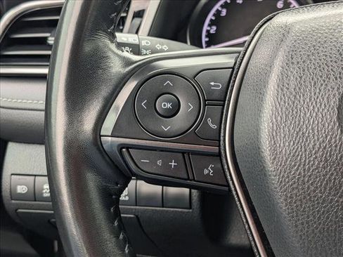 Used 2023 Toyota Camry SE image 18