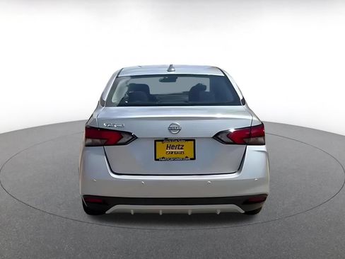 Used 2025 Nissan Versa SV FWD image 10