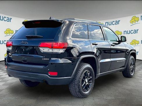 Used 2020 Jeep Grand Cherokee Laredo image 6