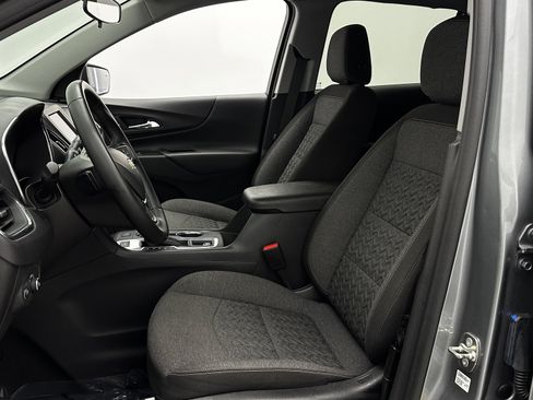 Used 2024 Chevrolet Equinox LT image 14