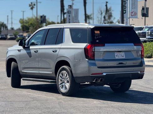 Used 2025 GMC Yukon Denali image 2