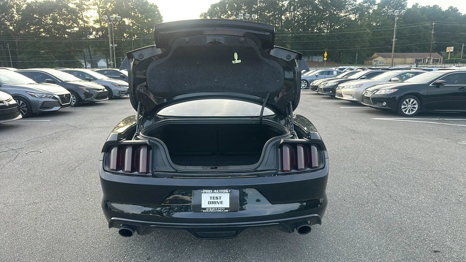 Used 2016 Ford Mustang GT RWD image 38