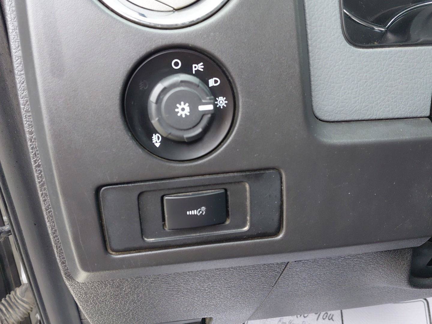 Used 2014 Ford F150 XLT w/ Equipment Group 302A Luxury AWD/4WD image 25