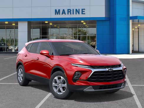 New 2026 Chevrolet Blazer LT w/ Convenience Package FWD image 7