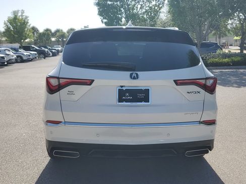 Certified 2024 Acura MDX SH-AWD w/ Advance Package image 6