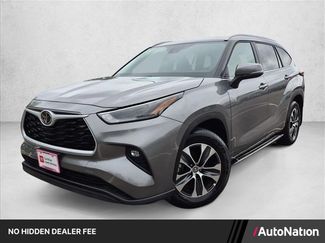 Certified 2026 Toyota Highlander XLE AWD/4WD video 1