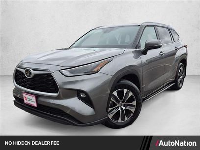 Certified 2026 Toyota Highlander XLE
