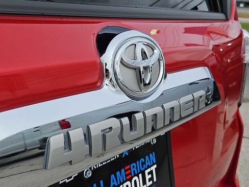 Used 2024 Toyota 4Runner Limited AWD/4WD image 31