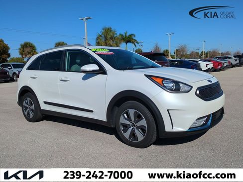 Used 2019 Kia Niro EX image 2