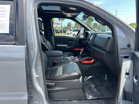 Certified 2023 Nissan Frontier PRO-4X w/ Pro-4X Premium Package AWD/4WD image 44