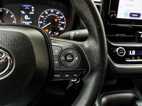 Used 2023 Toyota Corolla LE image 33