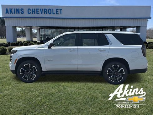 New 2026 Chevrolet Tahoe High Country w/ LPO, Illumination Package RWD image 10