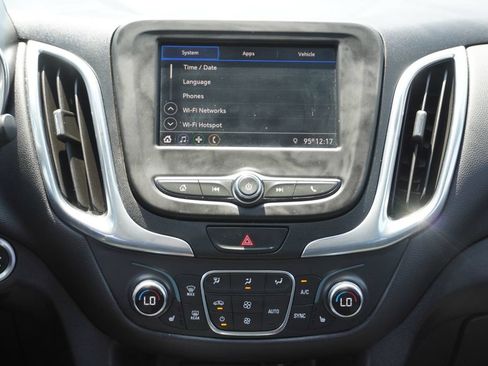 Used 2020 Chevrolet Equinox LT w/ Midnight Edition FWD image 13