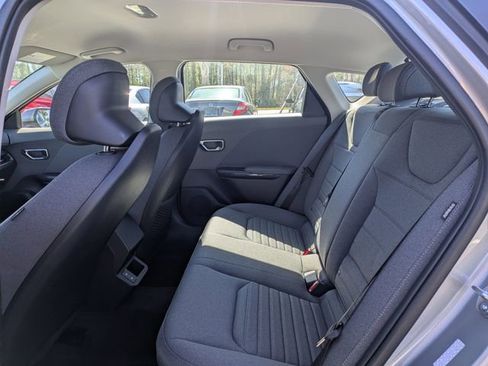 New 2025 Kia K4 EX image 12