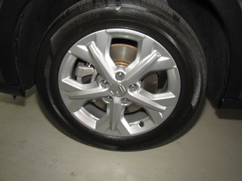 Certified 2025 Honda HR-V LX image 24