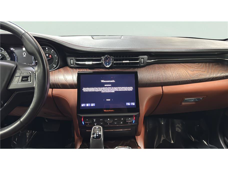 Used 2021 Maserati Quattroporte S RWD image 33