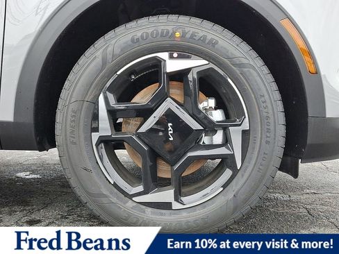 New 2026 Kia Sportage EX image 5