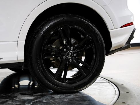 Used 2024 Audi Q3 2.0T Premium Plus w/ Premium Plus Package image 62