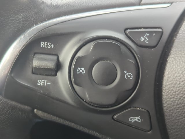 Used 2021 Buick Enclave Essence FWD image 30
