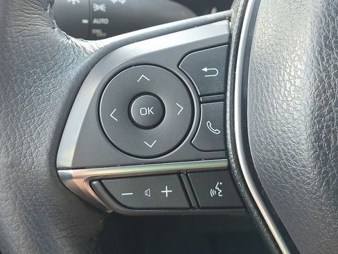 Used 2019 Toyota Avalon XLE w/ Moonroof Package FWD image 22