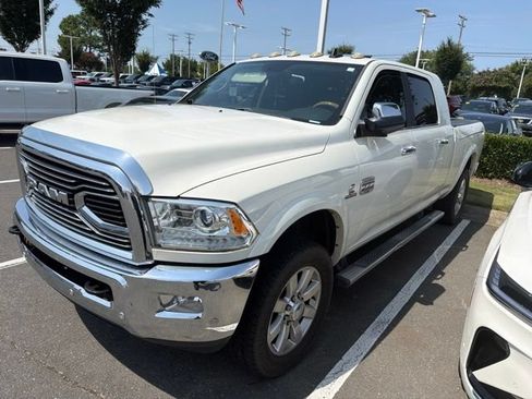 Used 2017 RAM 2500 Longhorn w/ Convenience Group AWD/4WD image 3