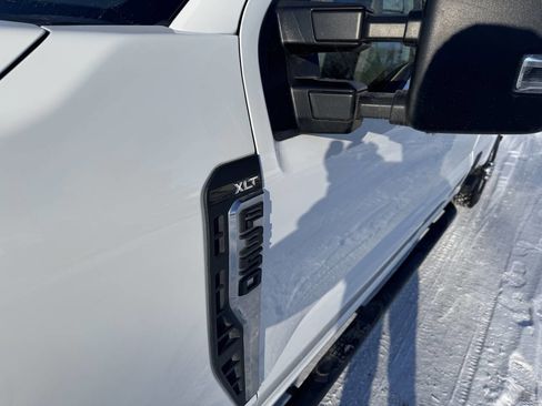 Used 2023 Ford F350 XLT w/ Camper Package image 29