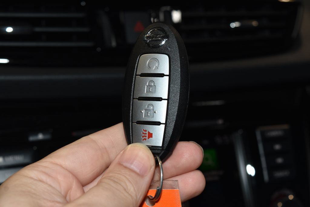 Certified 2022 Nissan Rogue Sport SL AWD/4WD image 15
